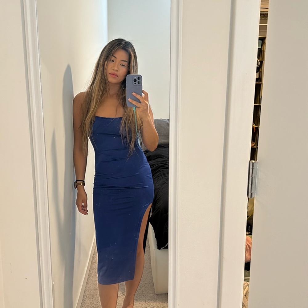 Blue dress with high split
